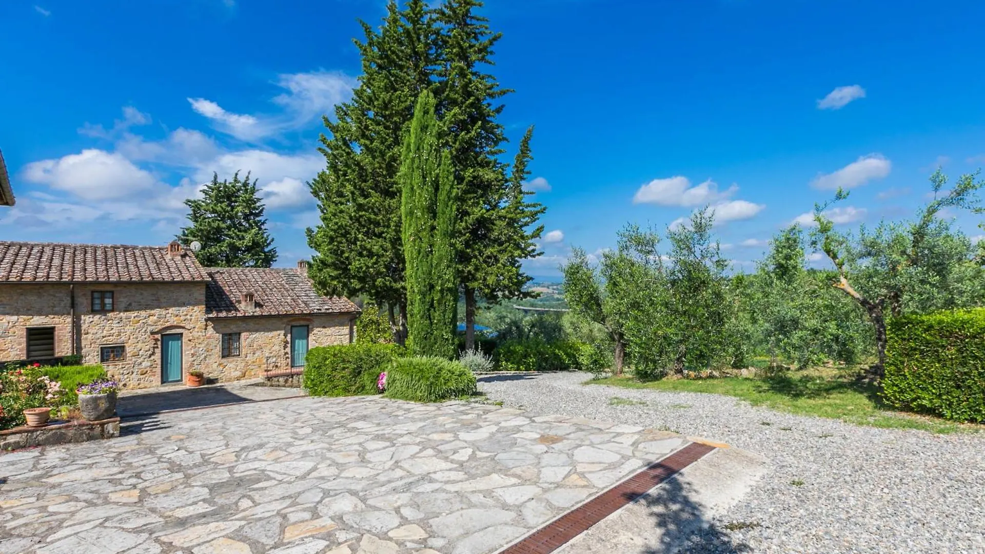 Apartment Petrarca By Interhome San Donato in Poggio イタリア