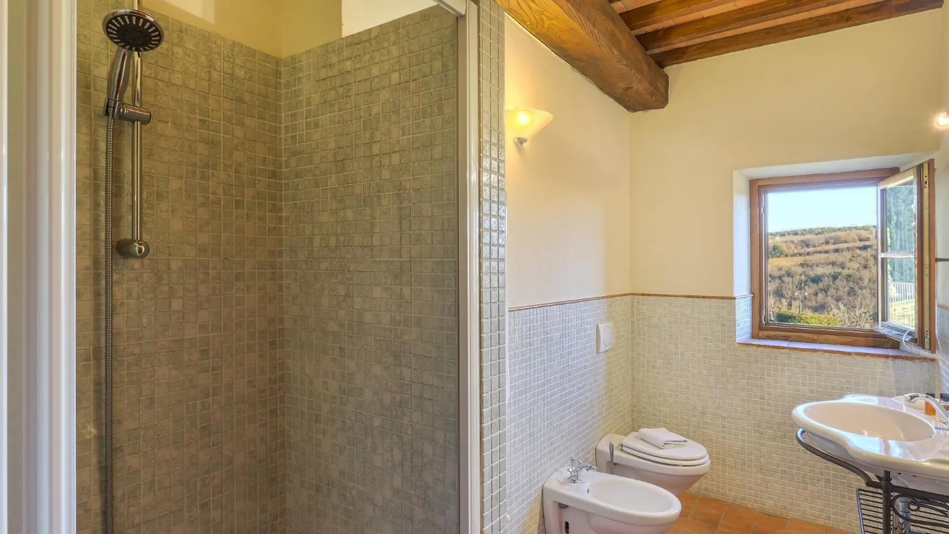 Apartment Petrarca By Interhome San Donato in Poggio イタリア
